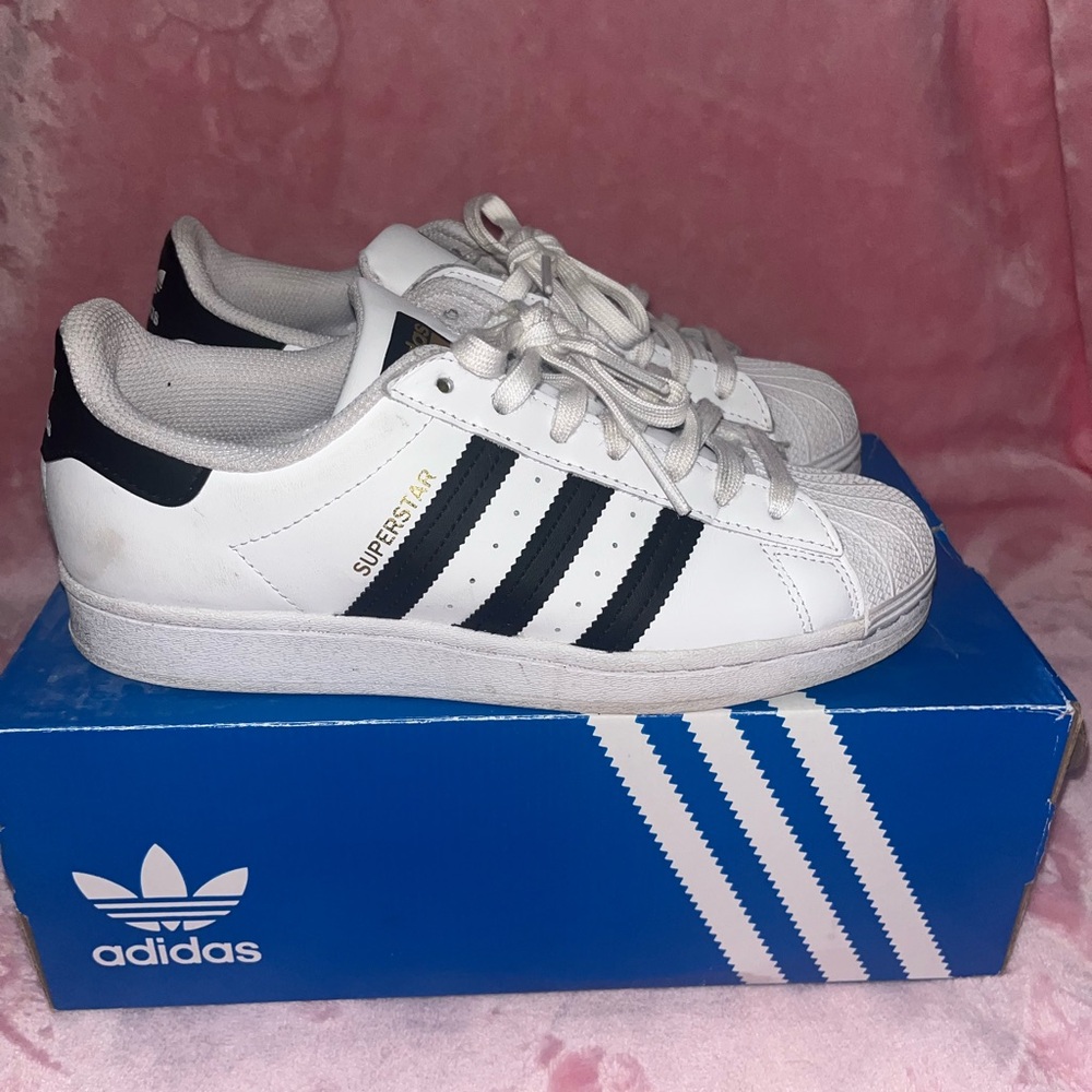 Adidas Superstar